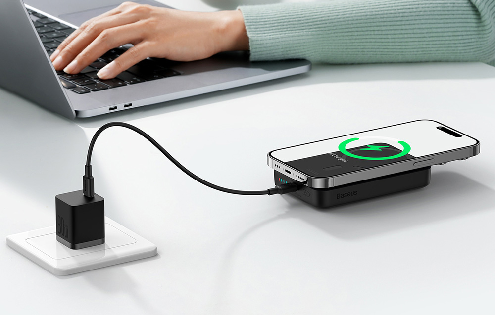 Baseus Magnetic Mini Wireless Power Bank 10000mAh - USB-C 30W, compatível com MagSafe - Preto