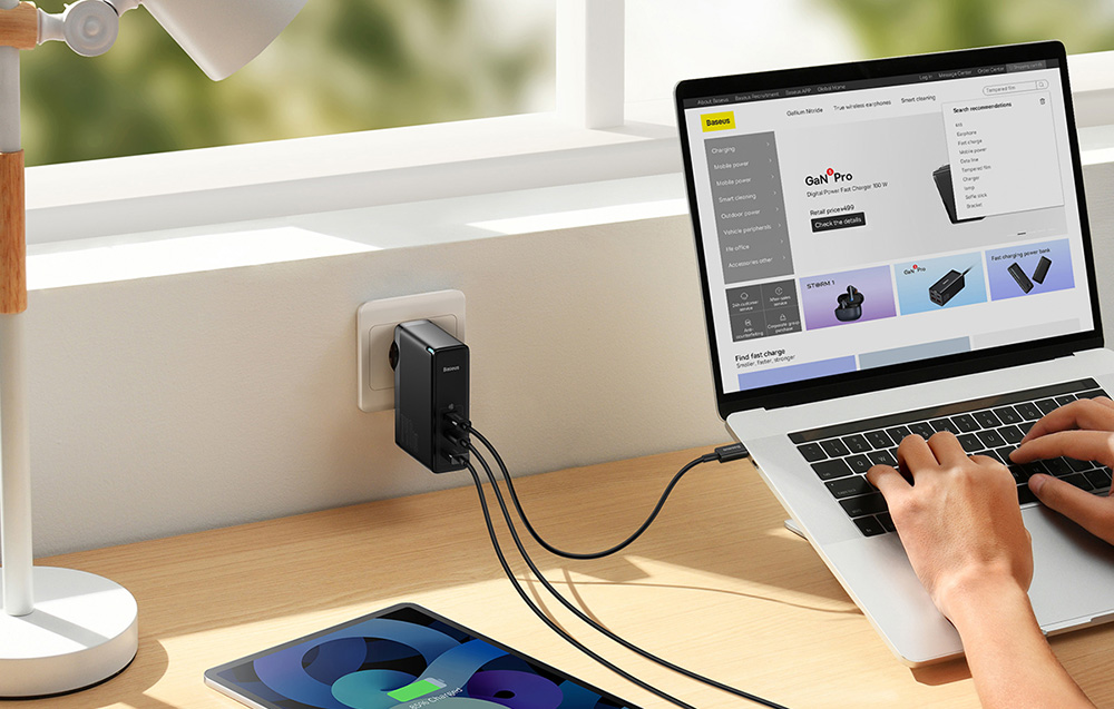 Carregador de parede Baseus GaN5 Pro 140W com cabo de carregamento USB-C - 2xUSB-C, USB-A - Preto